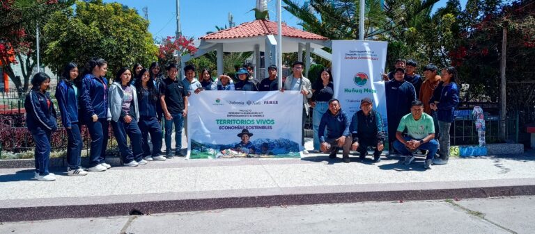 Jóvenes líderes de Iguain fortalecen sus capacidades para construir territorios resilientes